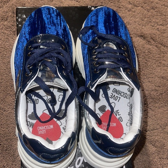 MOSCHINÓ SIZE EU 36 NEW SNEAKERS TENNIS SHOES ROYAL DEEP BLUE VELVET 💙 - Picture 2 of 10